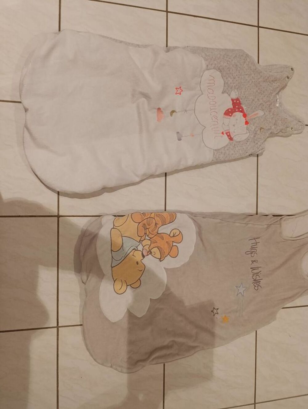 2 gigoteuses &eacute;paisses Vtements enfants
