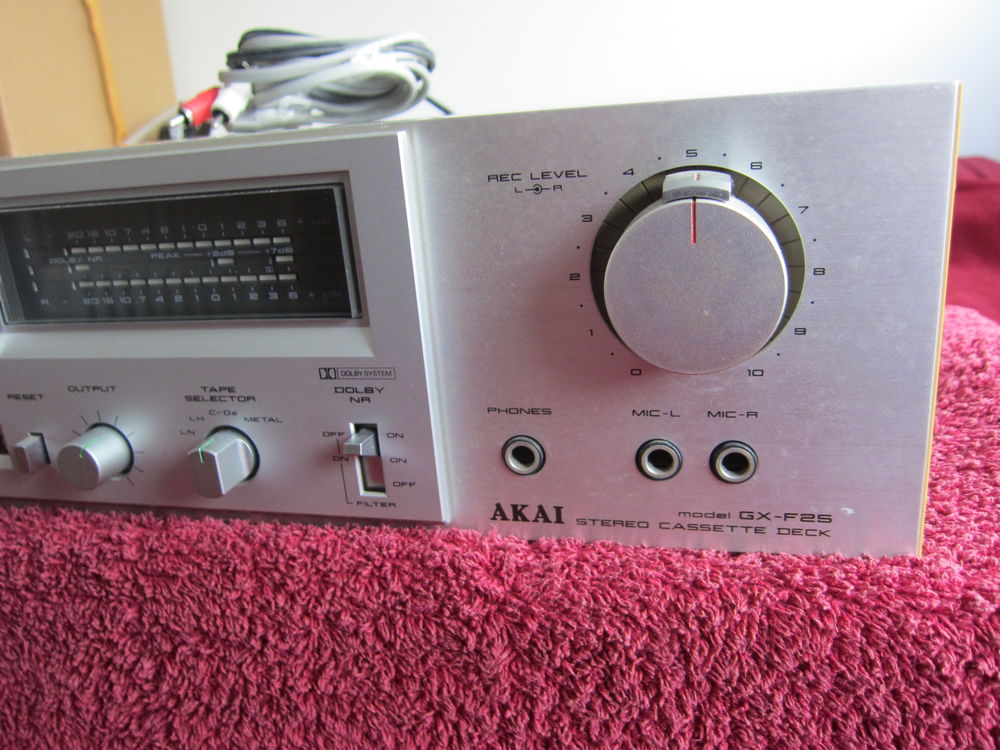 Platine cassette haut de gamme AKA&Iuml; GX-F25 Audio et hifi