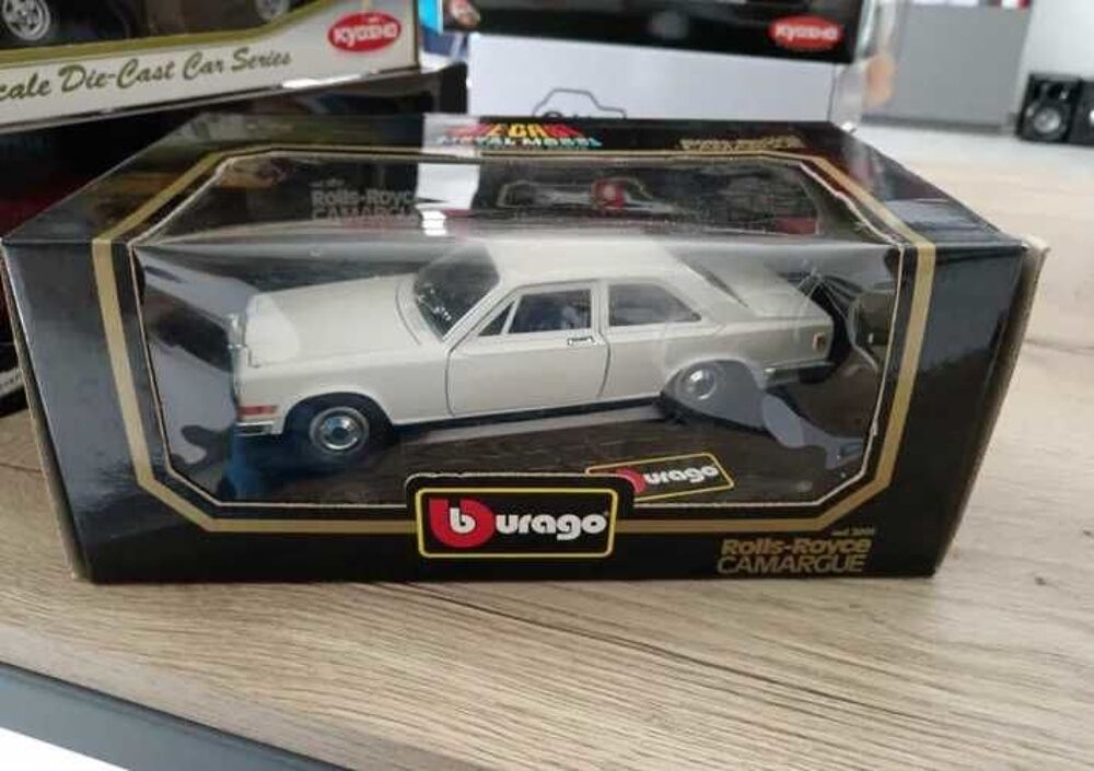 Rolls Royce Camargue 1/22 