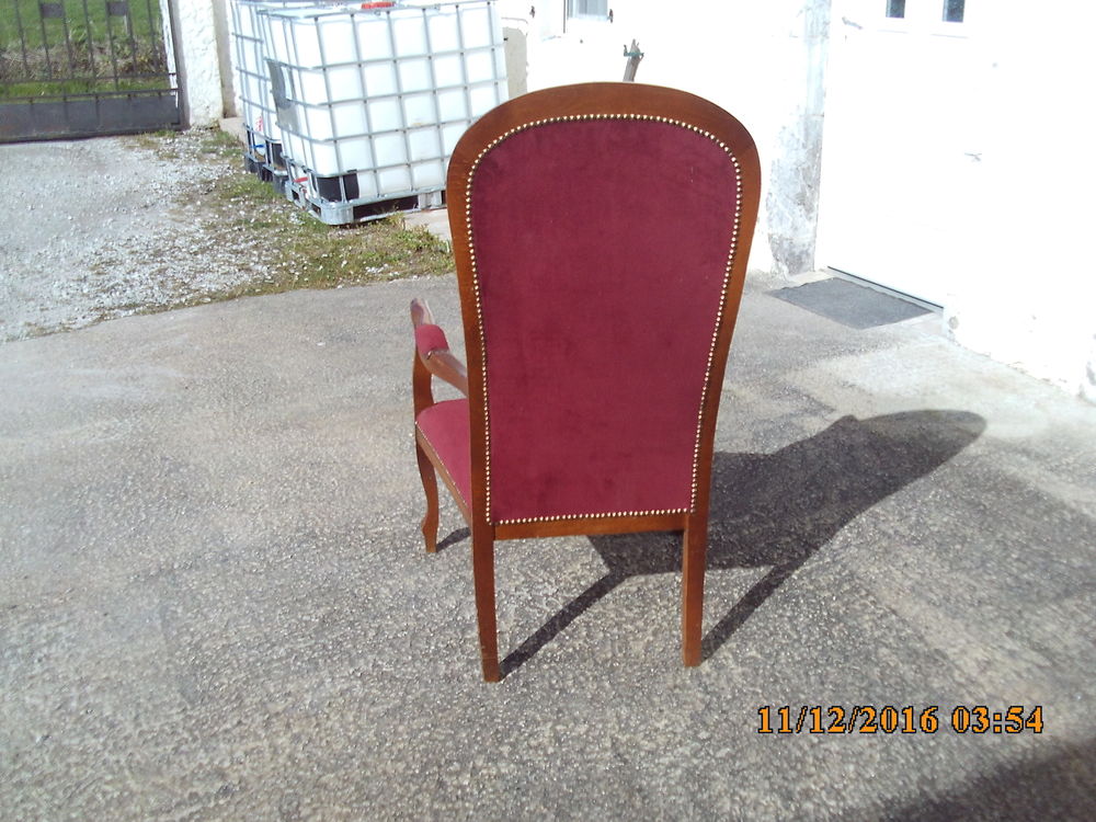 FAUTEUIL VOLTAIRE rouge / grenat Meubles