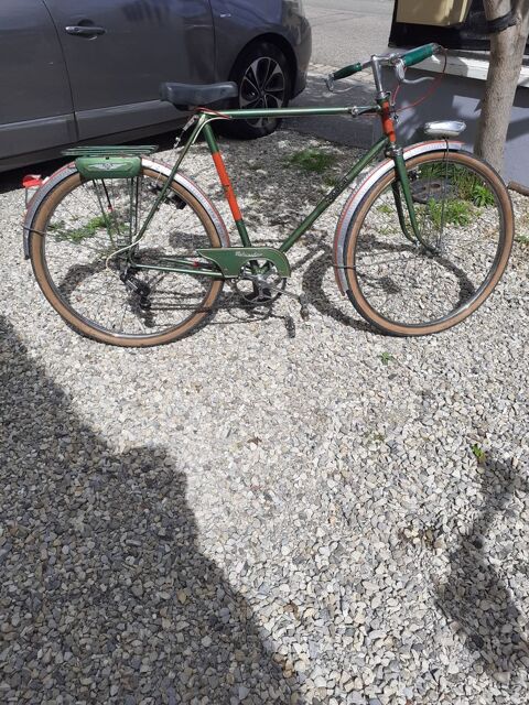 Velo homme Motobcane  90 Vnissieux (69)