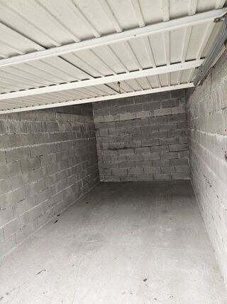  Parking / Garage à louer 16 m² Montauban