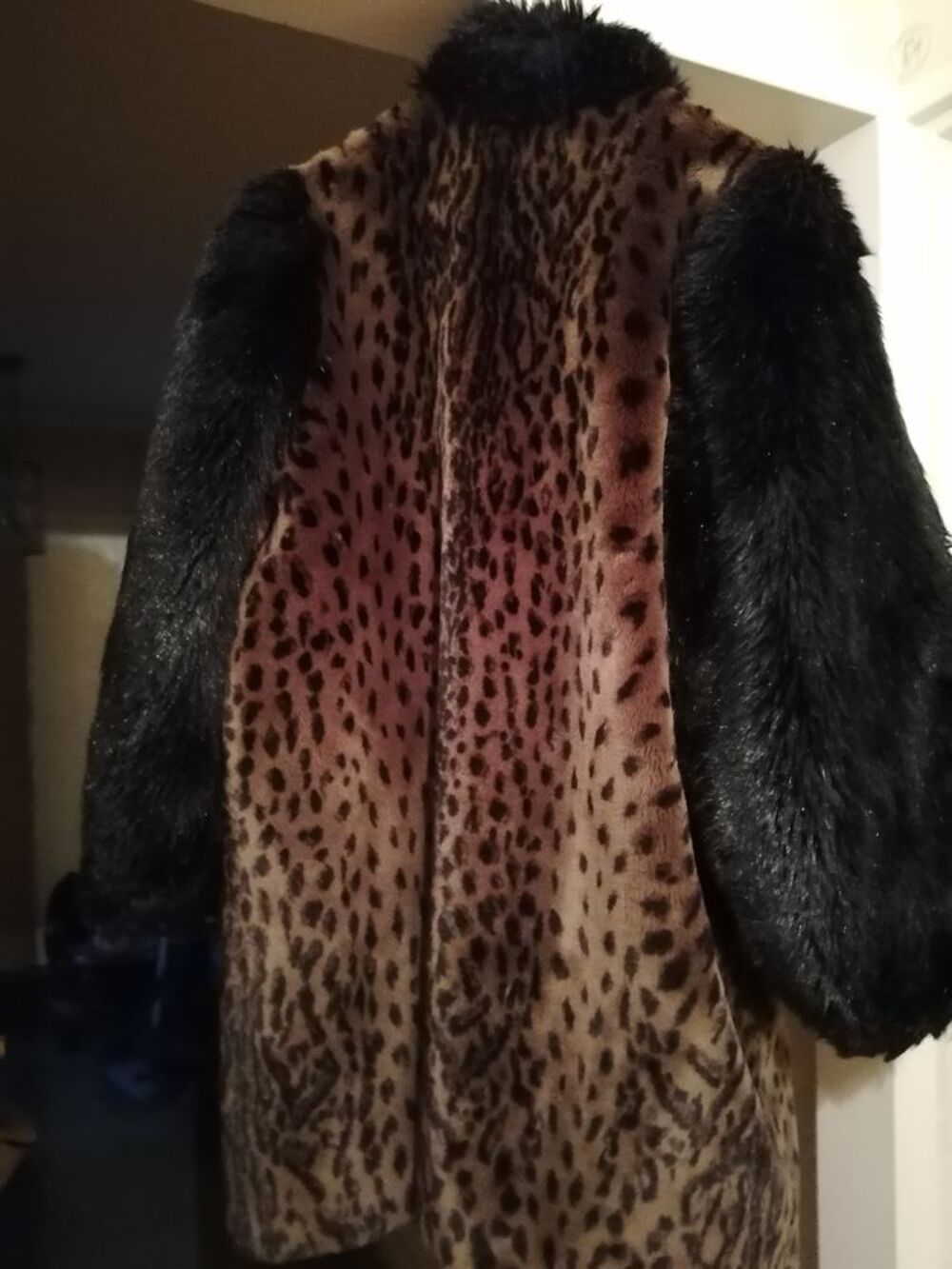 Manteau fausse fourrure Vêtements