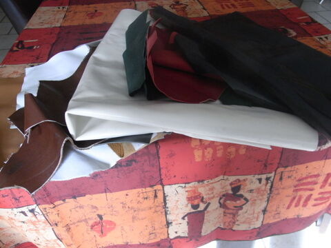 3 KG de d�chets de cuir 30 Le Teilleul (50)
