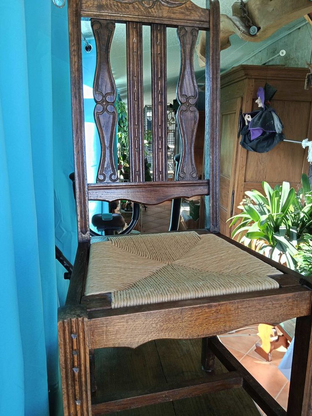 Buffet bas et chaise Meubles