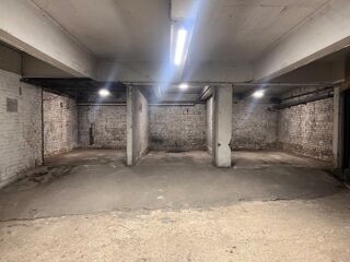  Parking / Garage à louer 19 m² Lille