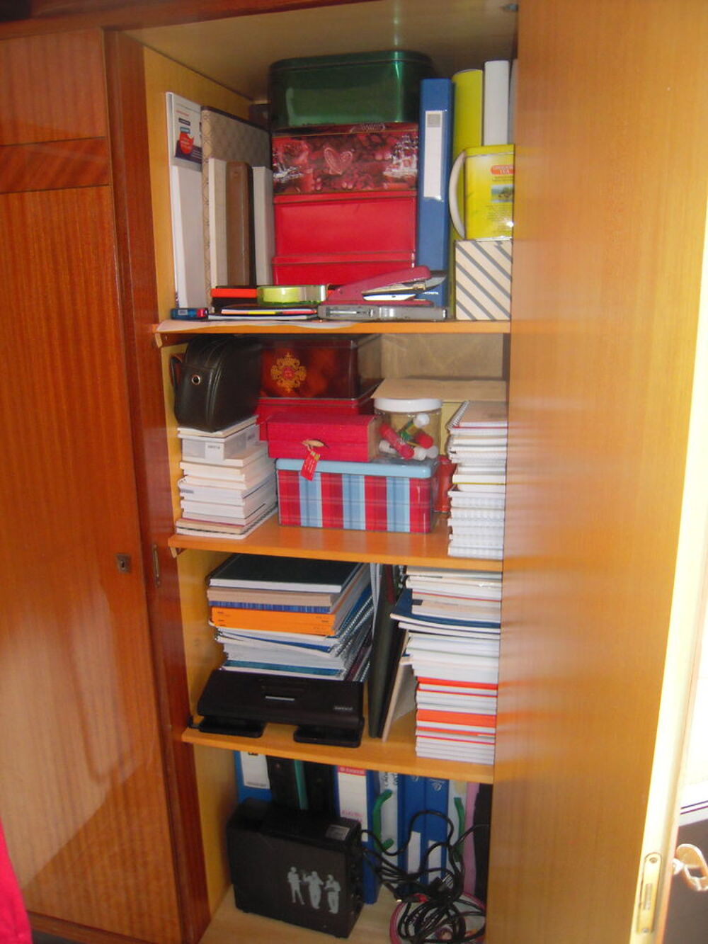 ARMOIRE PENDERIE Meubles