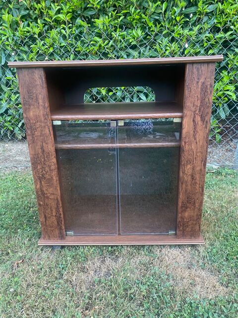 Meuble t�l� porte vitr�e vintage 10 Polliat (01)