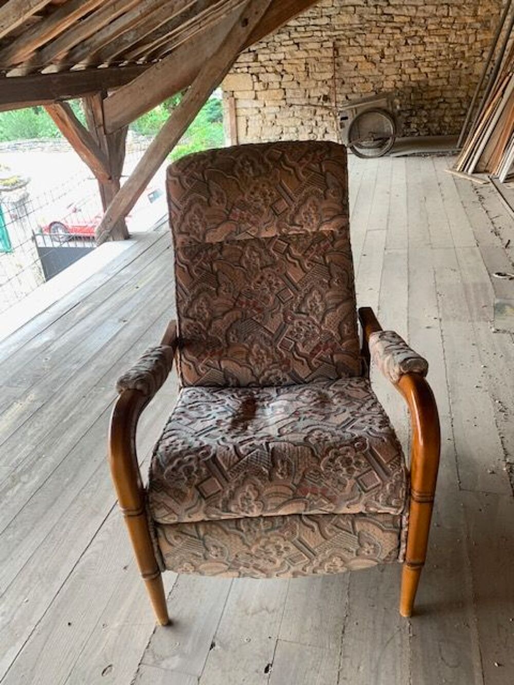 2 fauteuils en tissus avec repose-pied Meubles