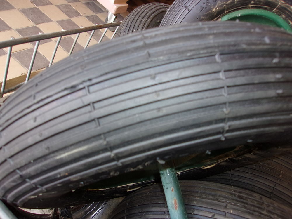 PNEU ou ROUE de brouette Bricolage