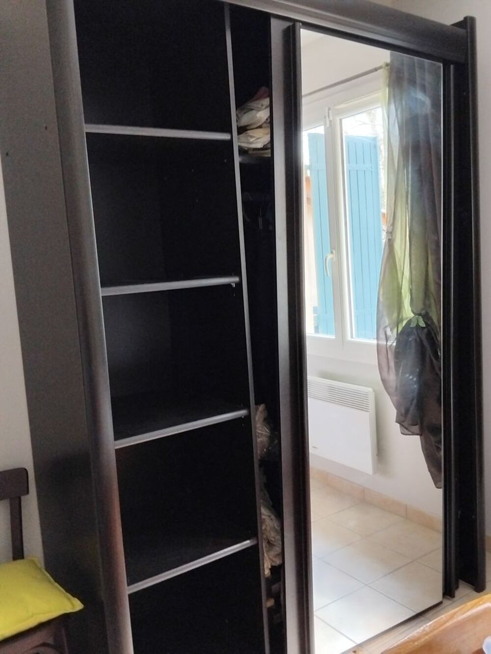 Armoire &eacute;b&egrave;ne/miroir Meubles