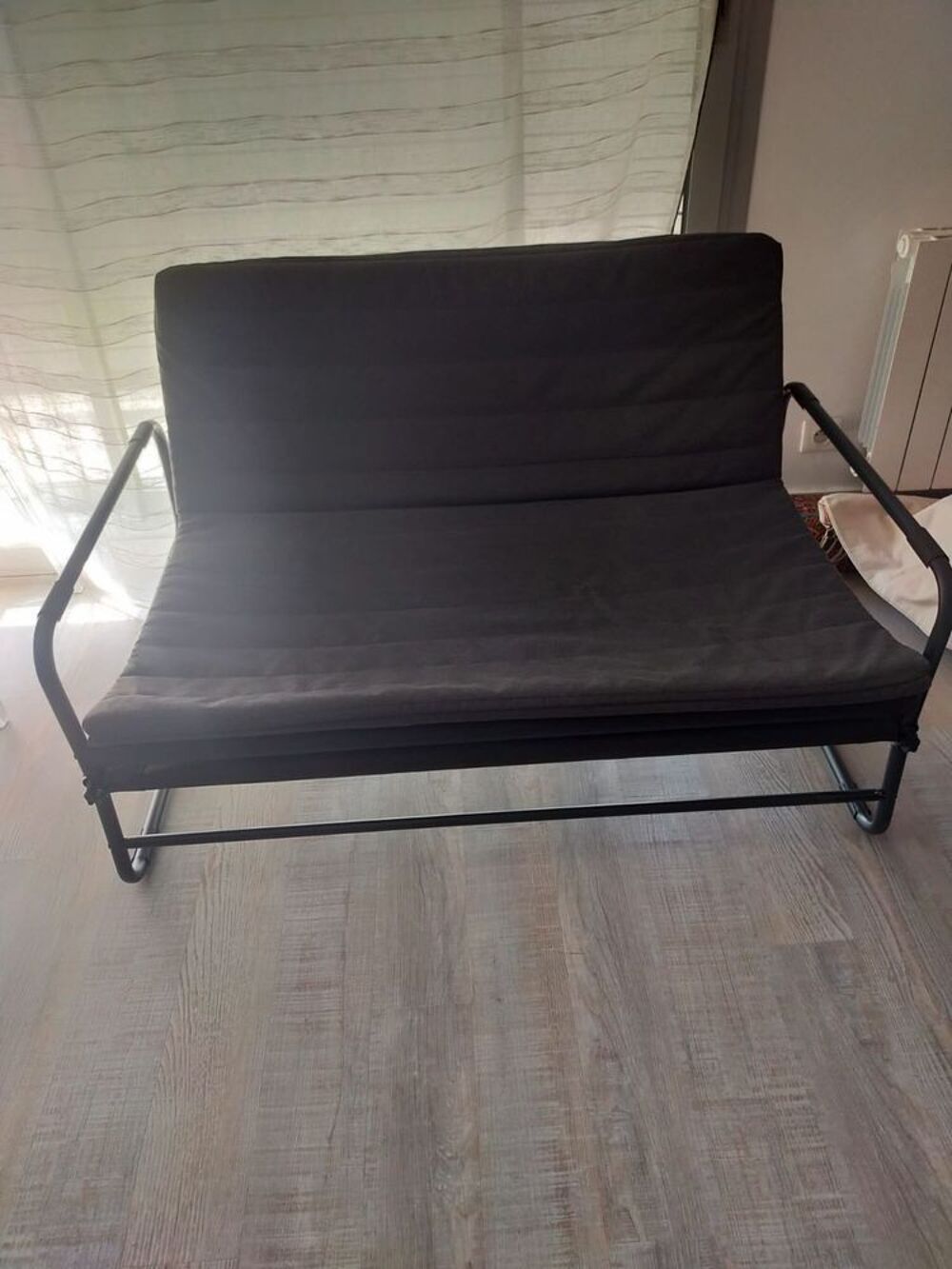Canap&eacute; convertible IKEA Hammarn
Meubles
