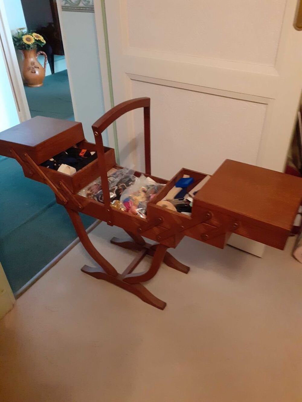 bo&icirc;te &agrave; couture Meubles