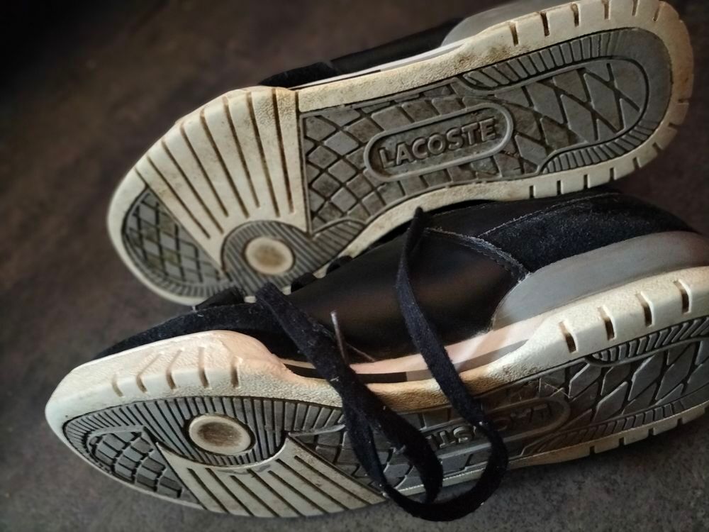 Basket Lacoste pointure 40 tr&egrave;s bon &eacute;tat Chaussures