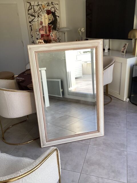 Miroir design  0 Le Lavandou (83)