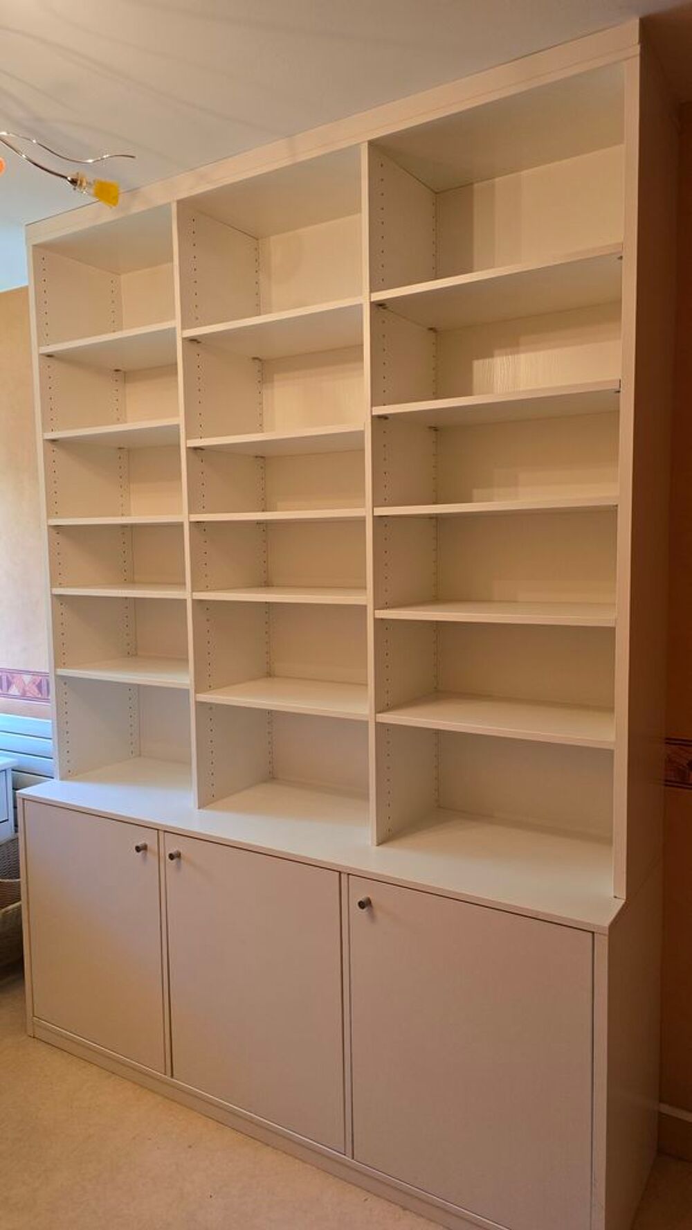 Biblioth&egrave;que avec rangement, en fr&ecirc;ne blanc, excellent &eacute;tat Meubles