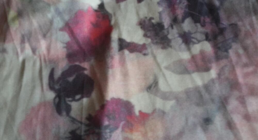 Jupe florale rose/beige pastel Vêtements
