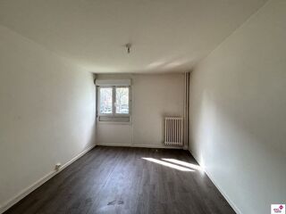  Appartement � vendre 4 pi�ces 80 m�