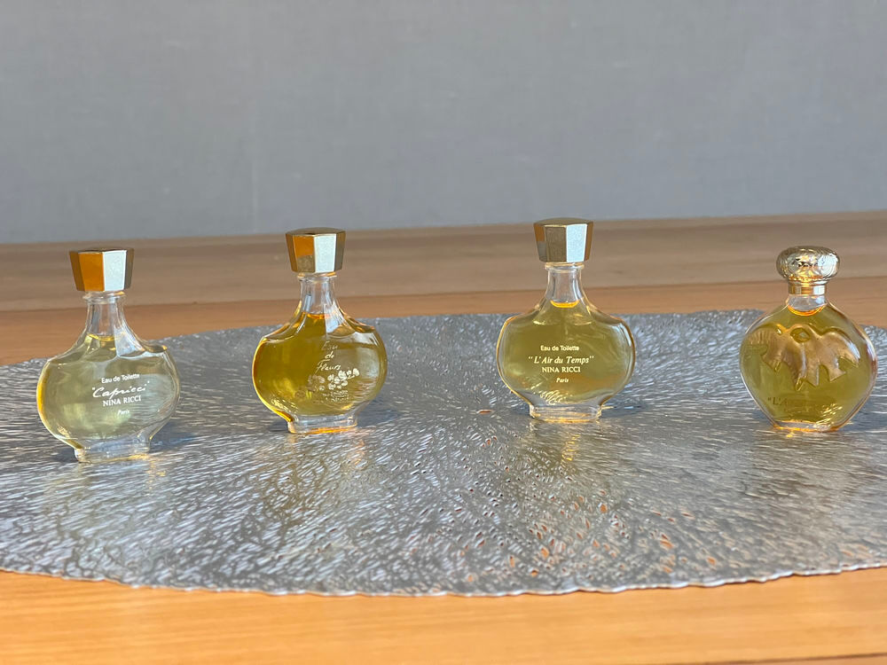 collection miniatures de parfums 