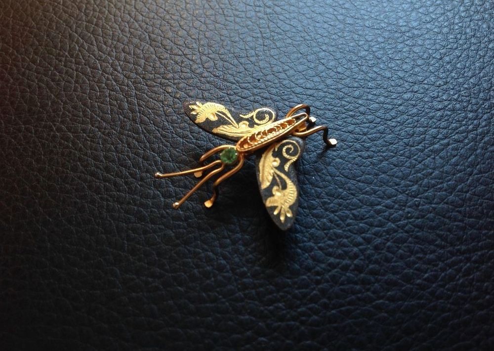 PAPILLON BROCHE DAMASC&Egrave;NE de TOL&Egrave;DE FLEURS AILES Envoi possi Bijoux et montres