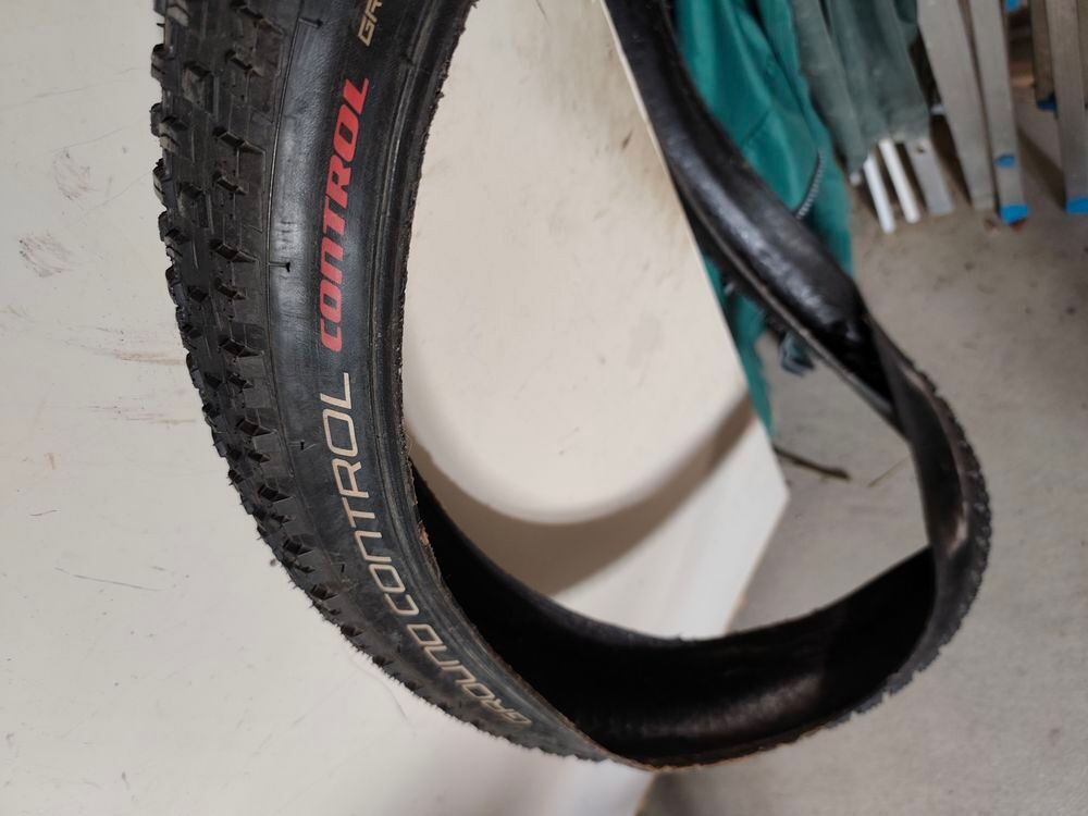 Pneu vtt neuf 29x2,5 Bricolage