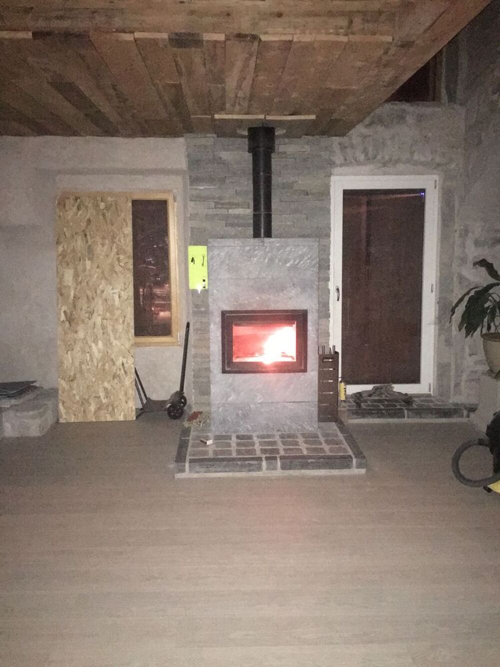 Achetez poêle cheminée occasion, annonce vente à Doucier (39) WB164040461