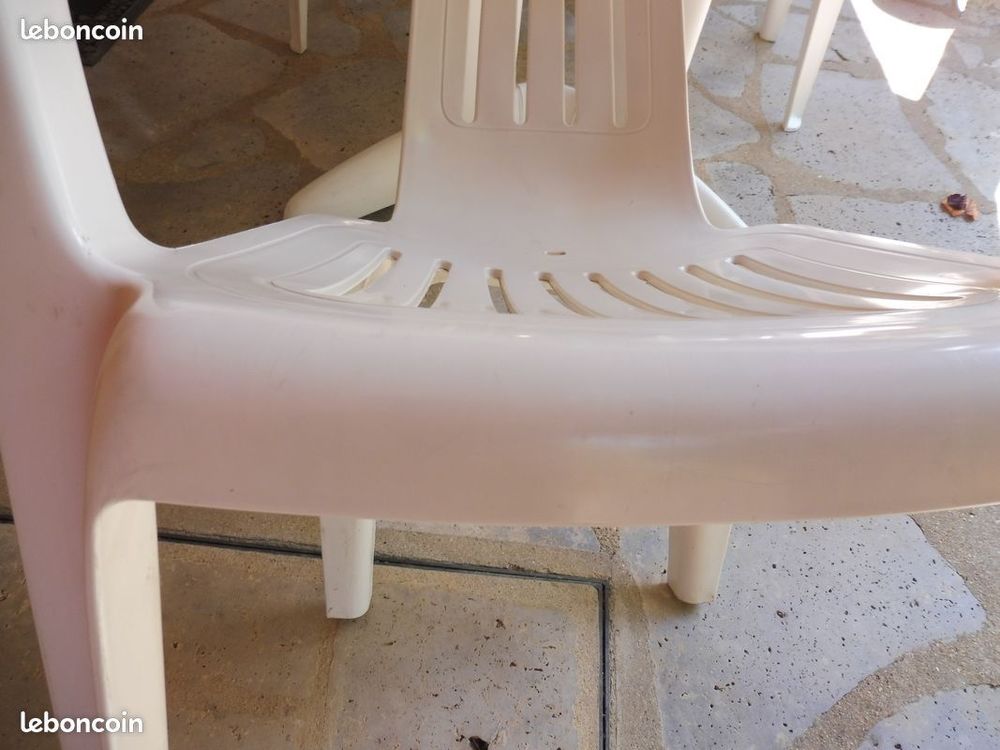 Salon Table Chaises Jardin Cuisine Terrasse V&eacute;randa et nappe Jardin