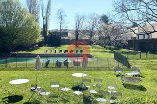  Maison  vendre 12 pices 470 m