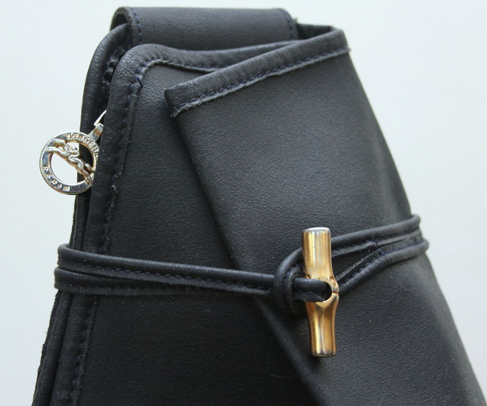 Sac en bandouli&egrave;re cuir marine LONGCHAMP Maroquinerie