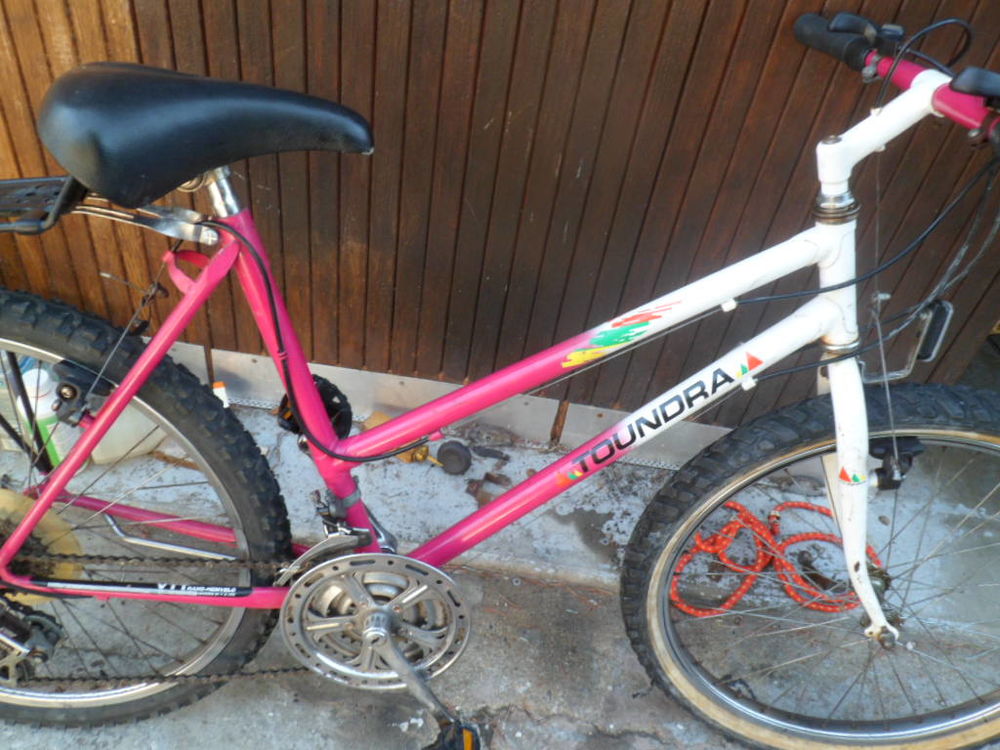 VELO VTC 24 POUCES Vélos