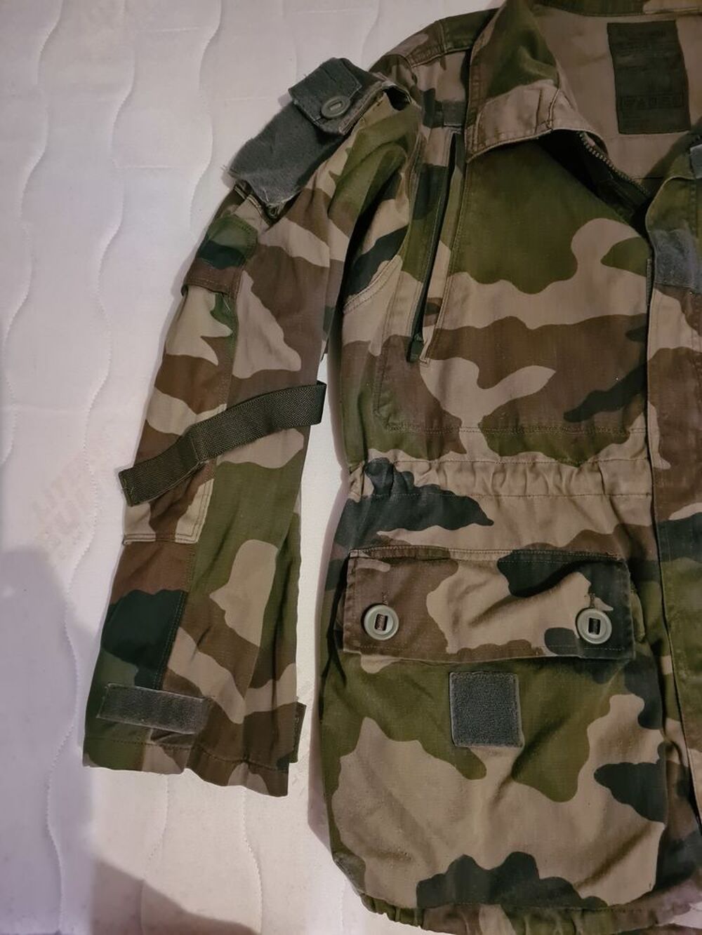 Veste Tactique Mod&egrave;le F3 D'Air-soft / Paintball Camoufl&eacute;e FR Vêtements
