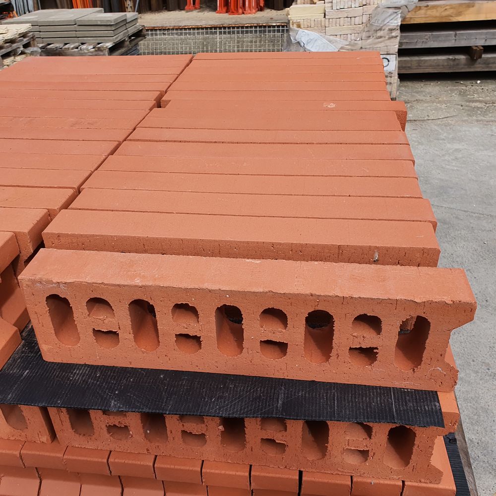 BRIQUE ALVEOLEE Creuse Rouge Bricolage