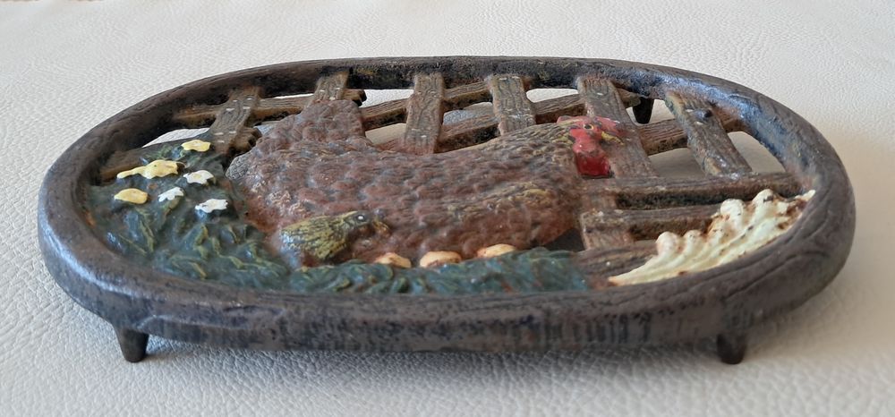 dessous de plat rectangulaire &agrave; bords arrondi en fonte Décoration