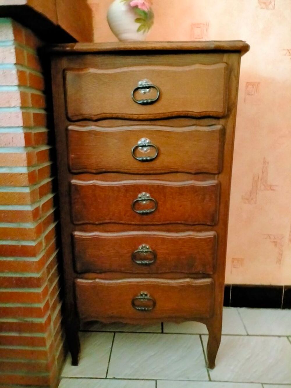 CHIFFONNIER EN CHENE MASSIF Meubles