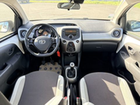 Aygo 1.0 VVT-i x-play 2016 occasion 37260 Monts