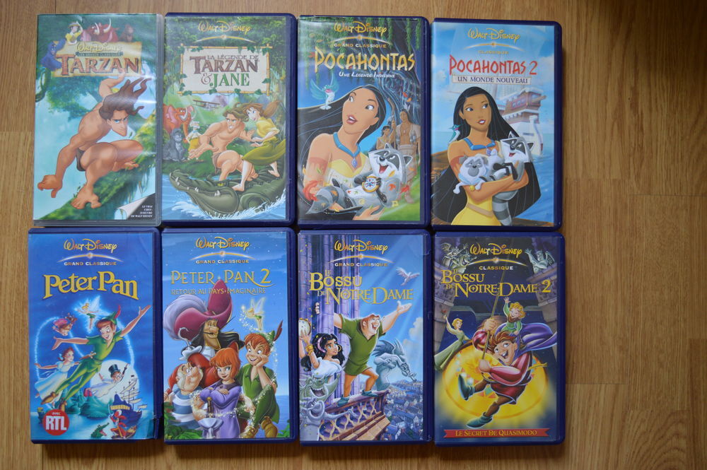 Cassettes VHS dessins anim&eacute;s Walt.Disney DVD et blu-ray