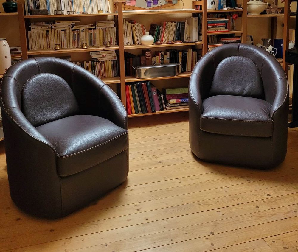 Canap&eacute; cuir 3 pl + 2 fauteuils cabriolet chocolat TBE Meubles