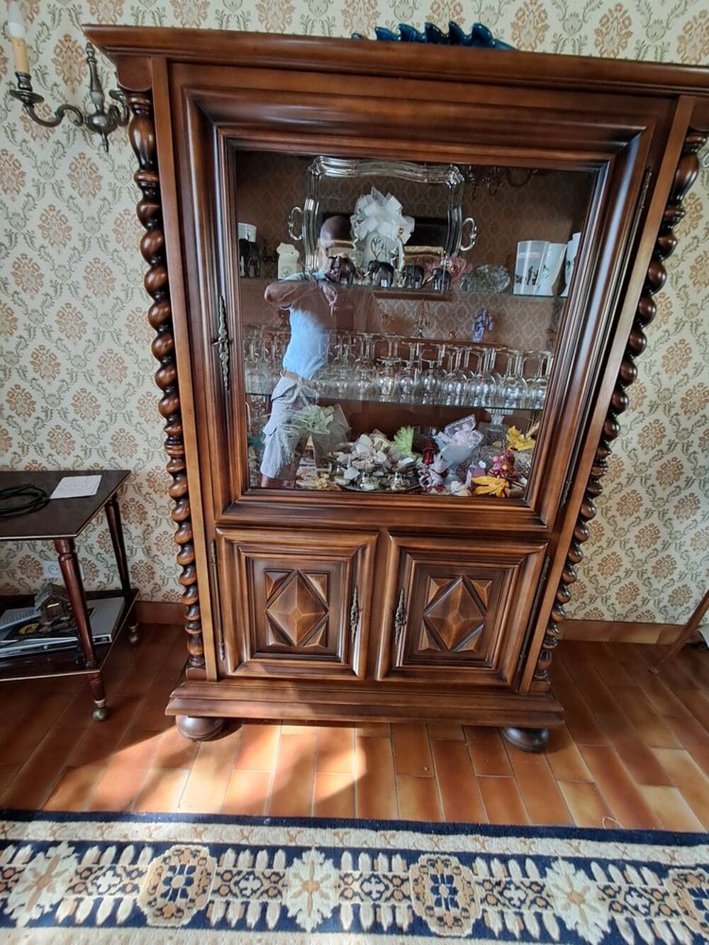 salle a manger complete en noyer marron a relooker Meubles