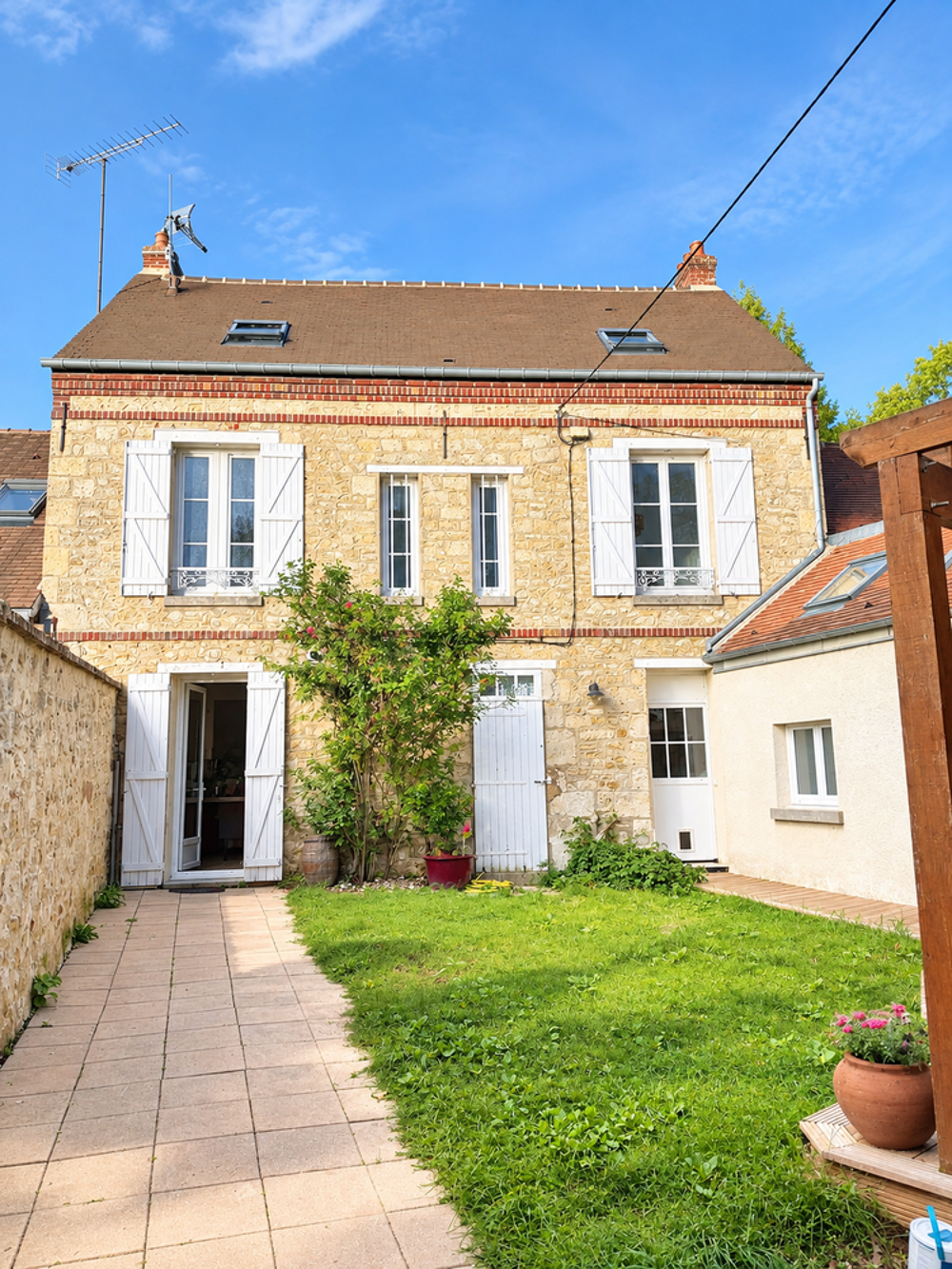 Vente Maison Maison 120m2 - 4 chambres avec jardin Ivry-le-temple