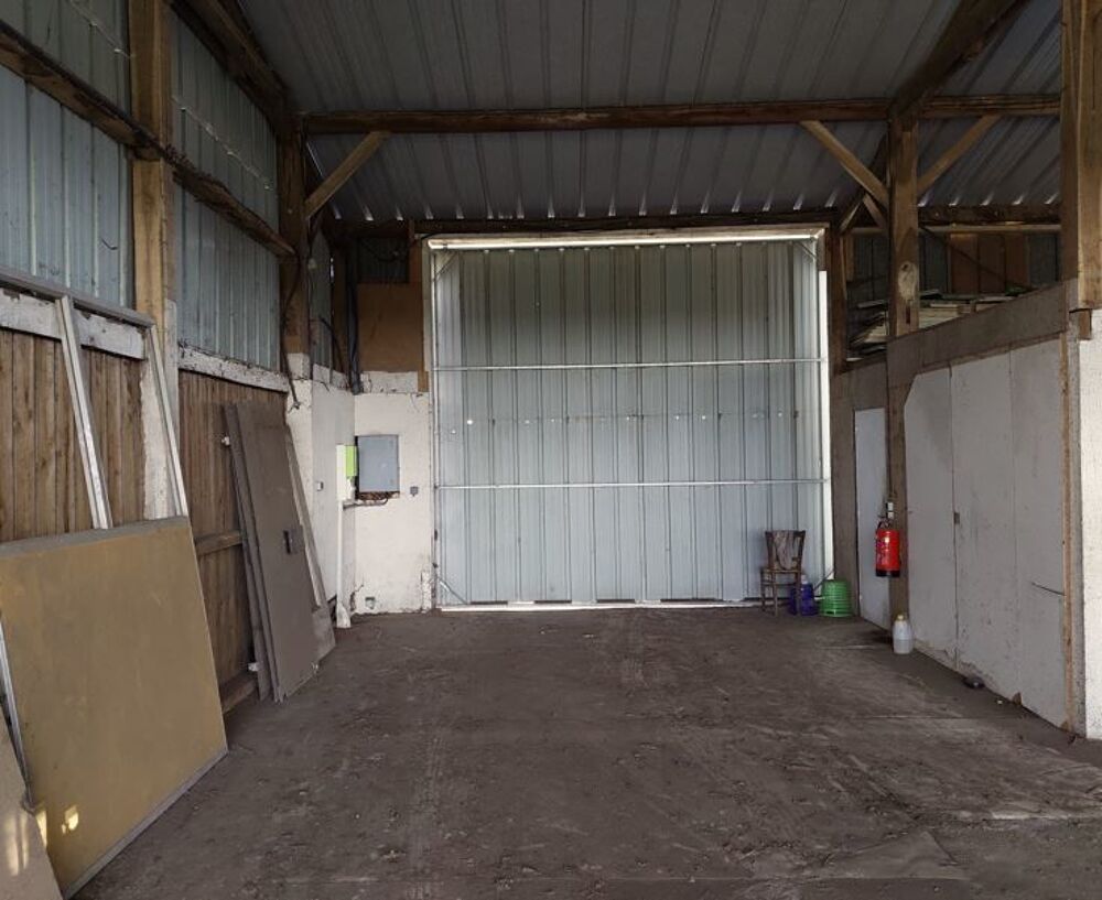 Location Parking/Garage un garage entrepot fermé bétonné proche 4 voies RN12 Plumaugat