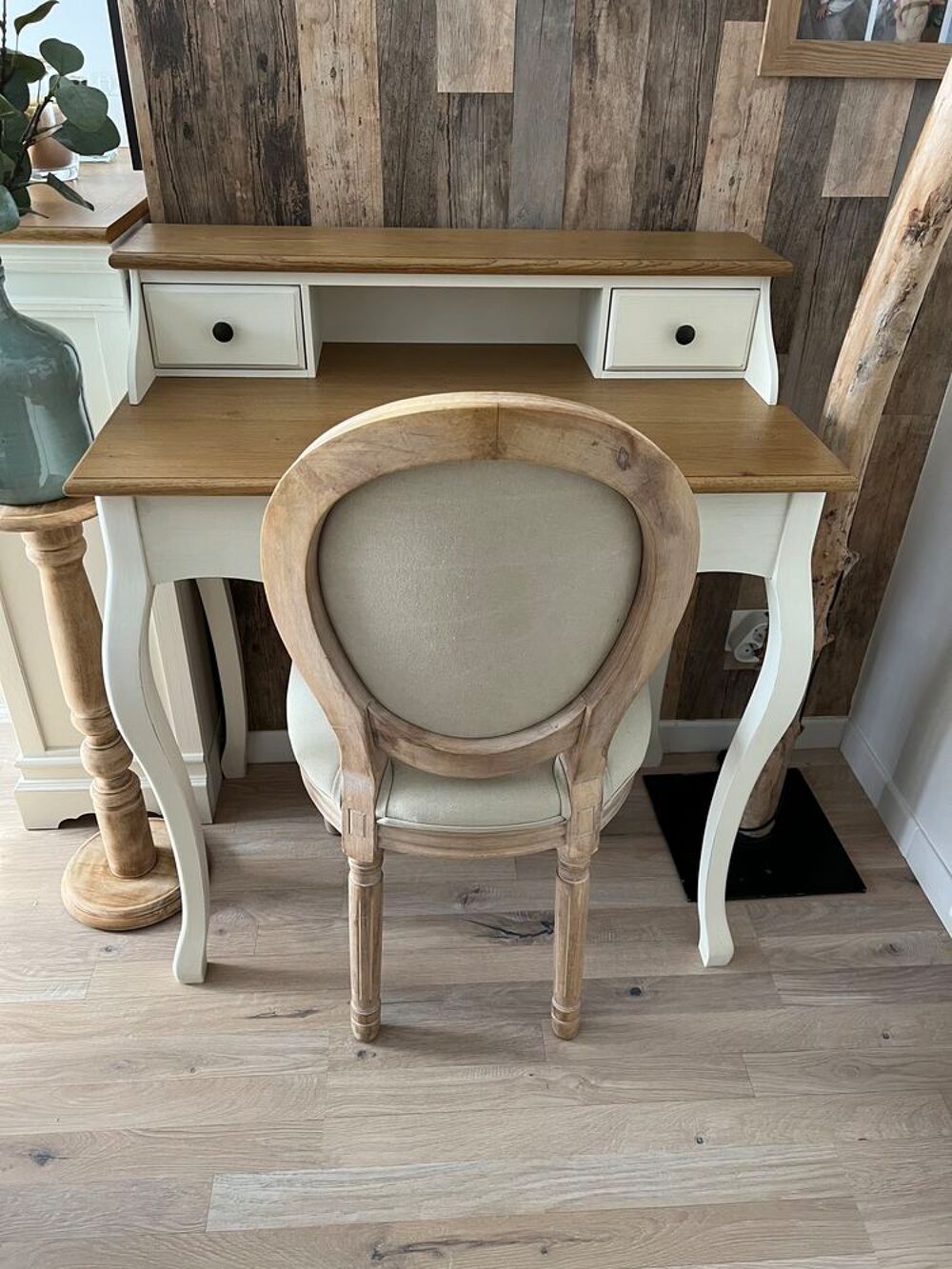 Bureau et chaise medaillon Meubles