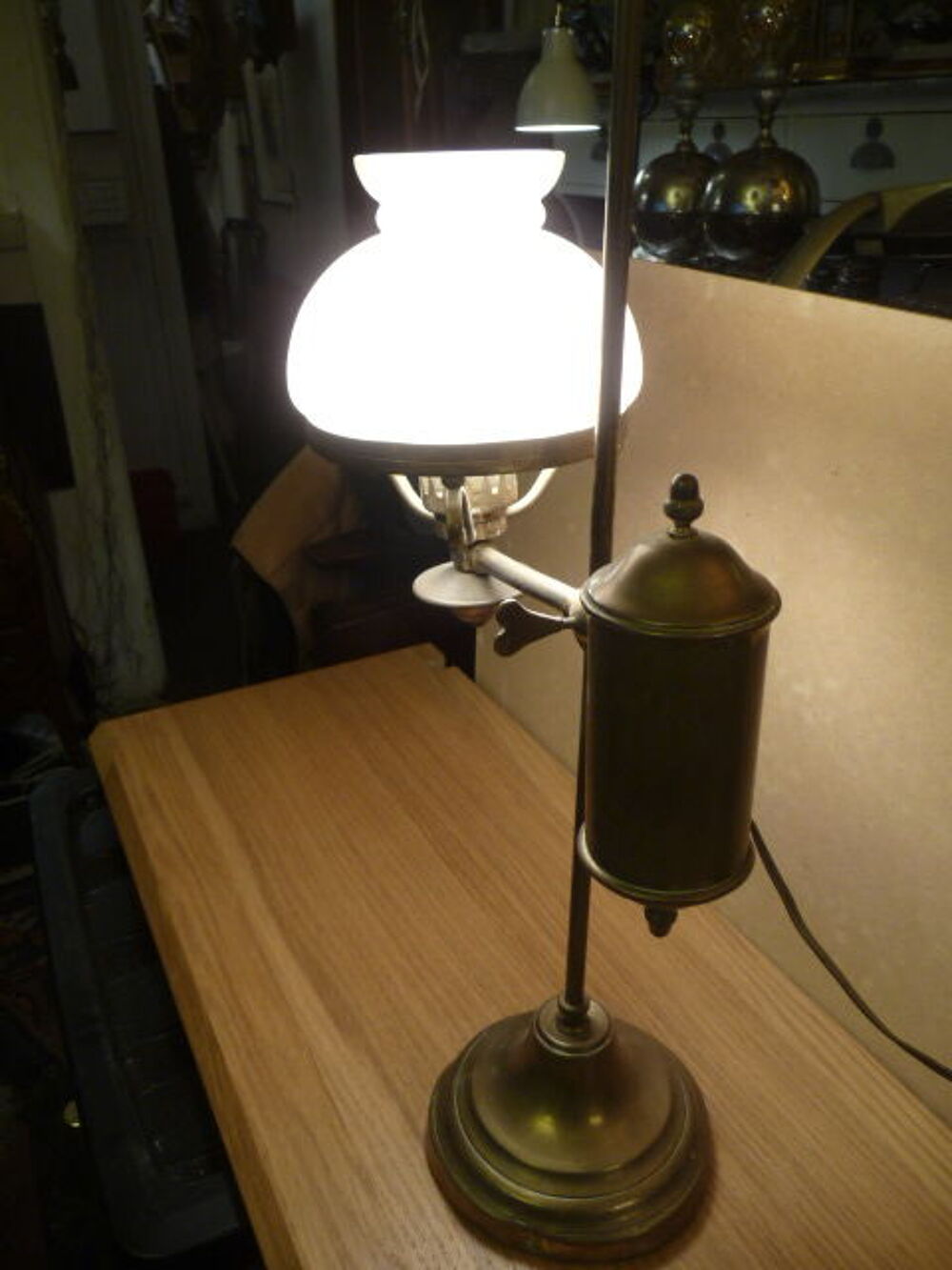 LAMPE A P&Eacute;TROLE QUINQUET Décoration