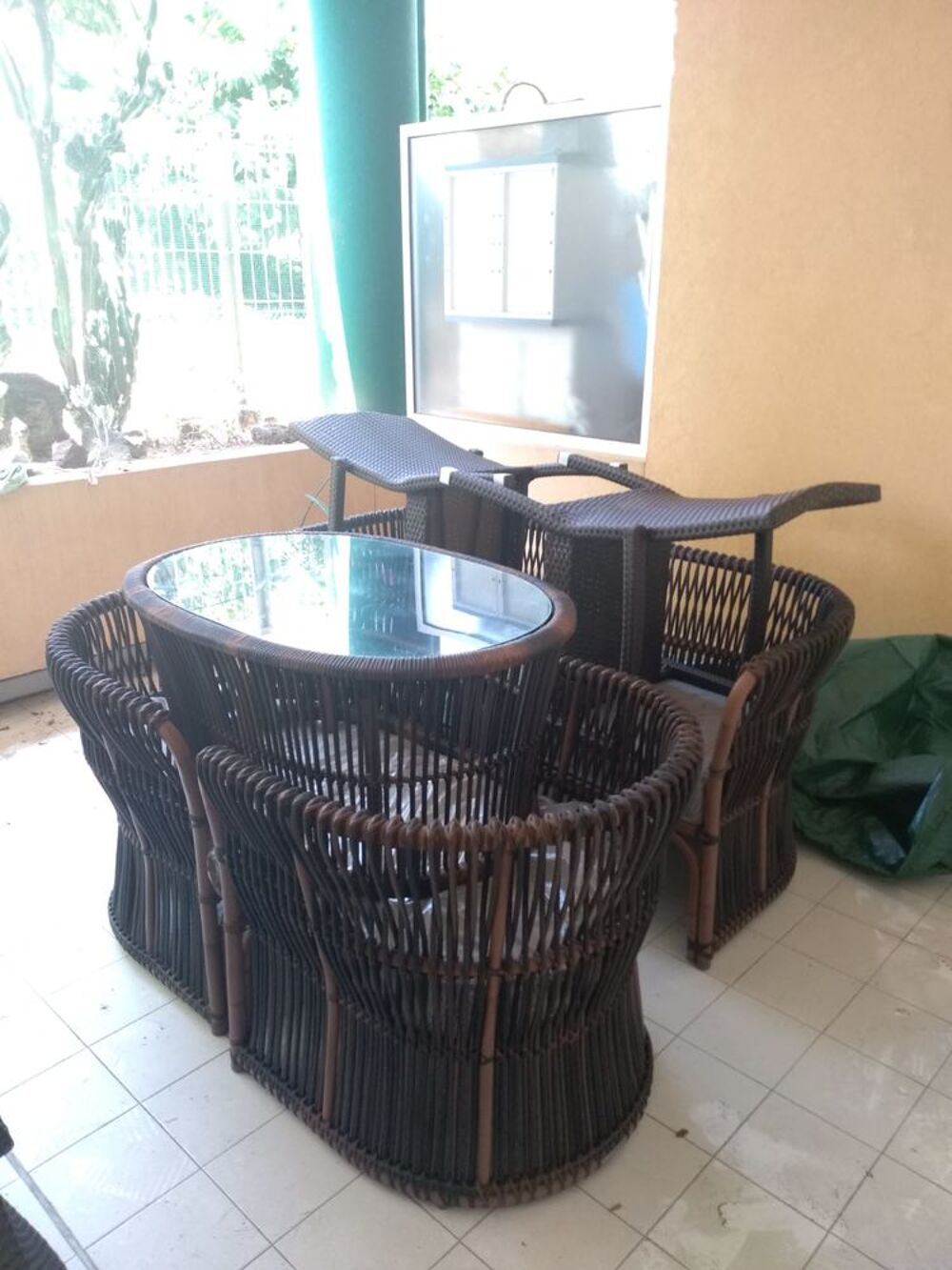 MOBILI DA GIARDINO - MEUBLES JARDIN Meubles