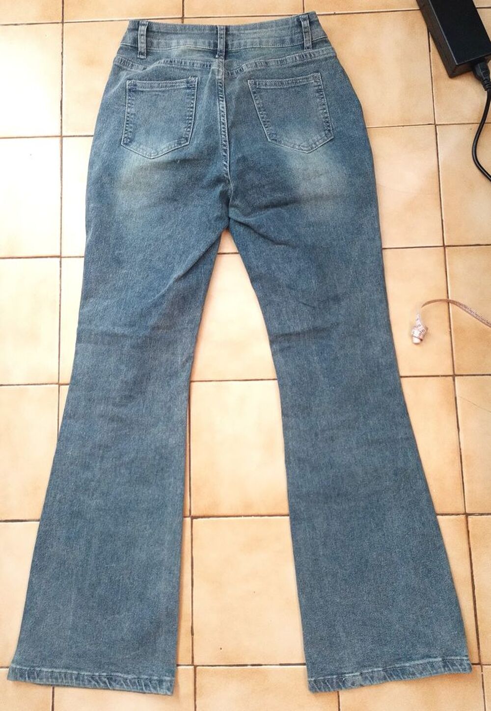 Jean bleu gris T38/M &eacute;vas&eacute; bas bootcut extensible Shein neuf Vêtements