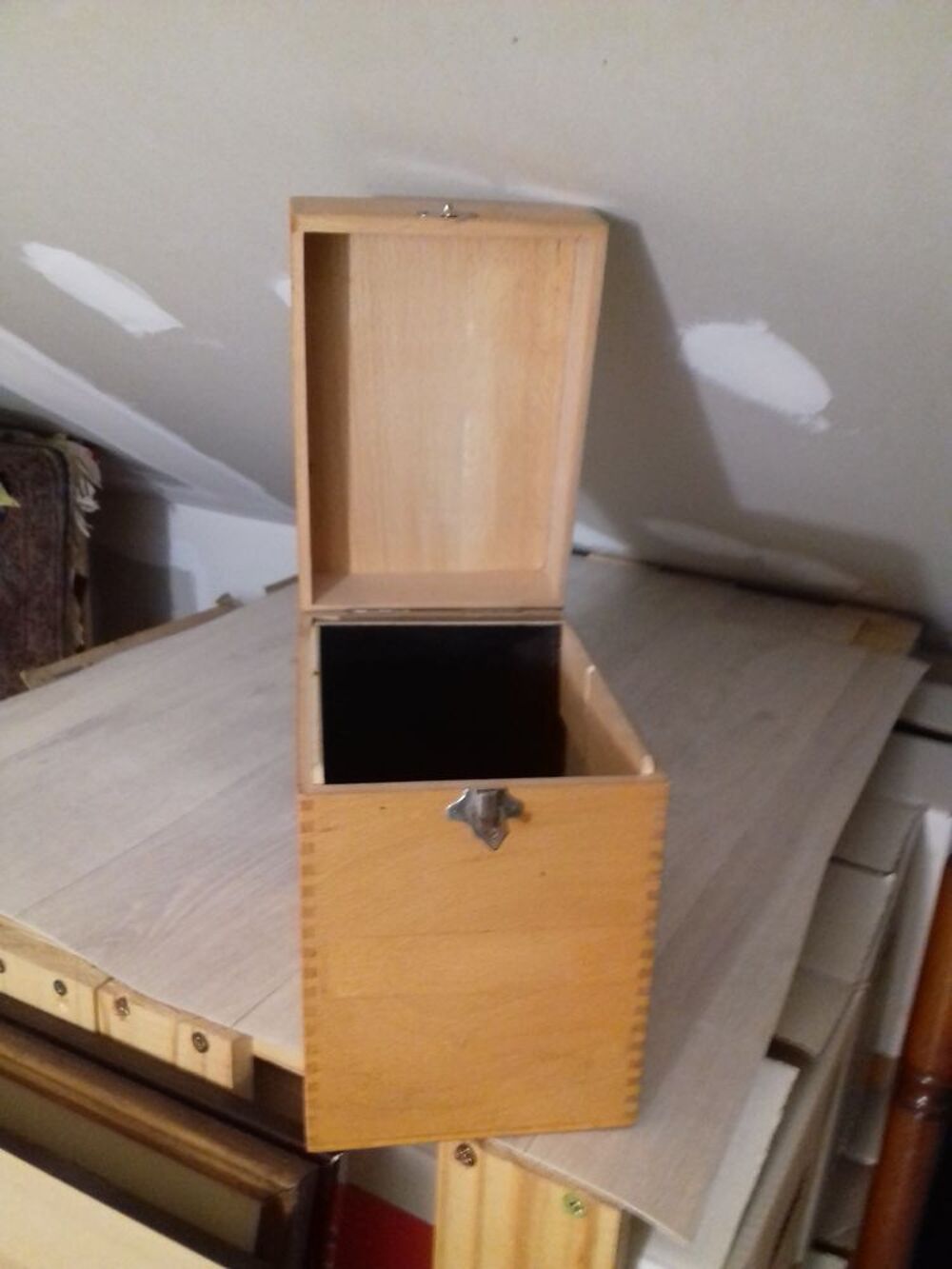 Bo&icirc;te de rangement Meubles