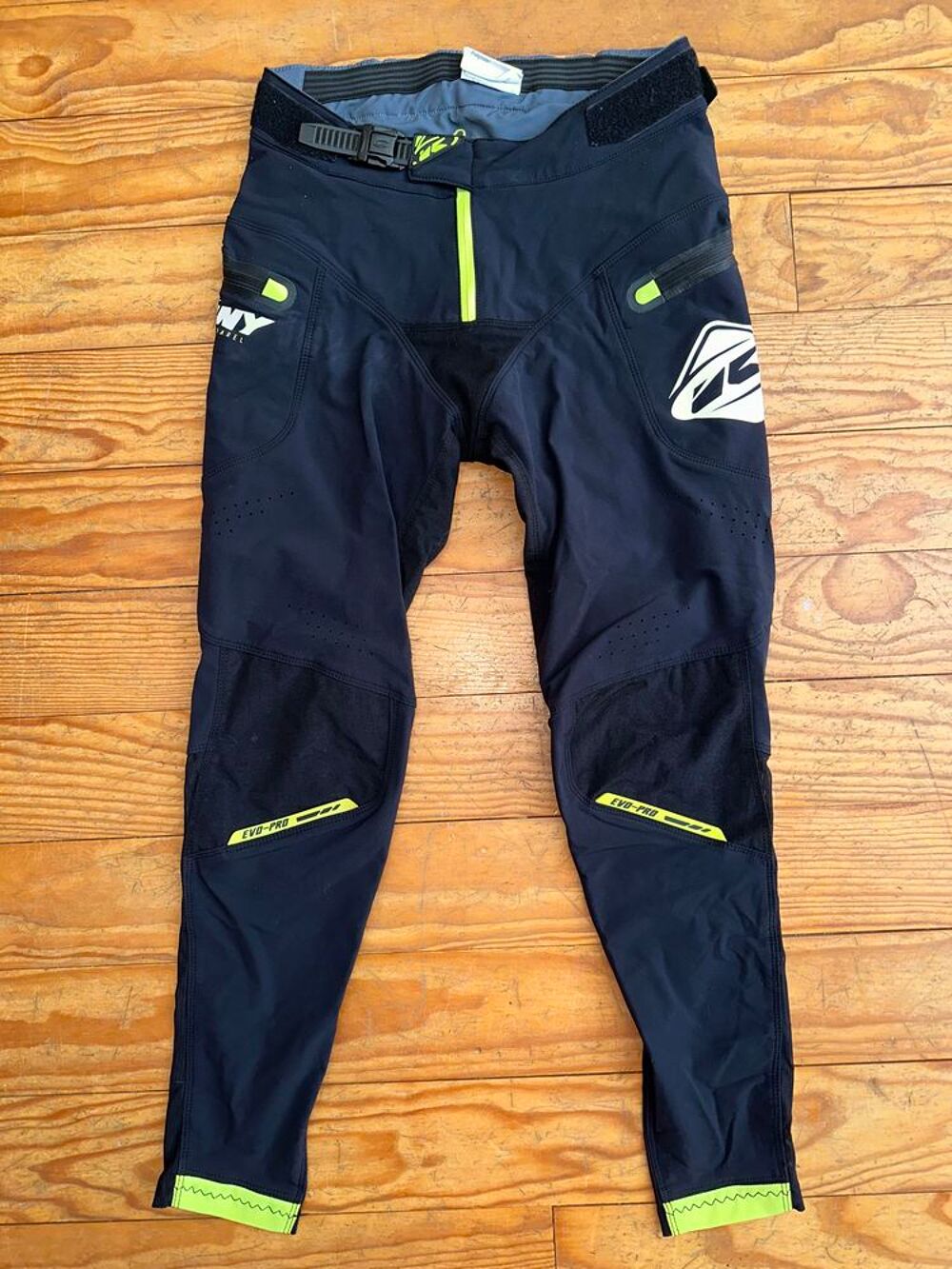 pantalon BMX/moto cross KENNY-taille 28 Sports