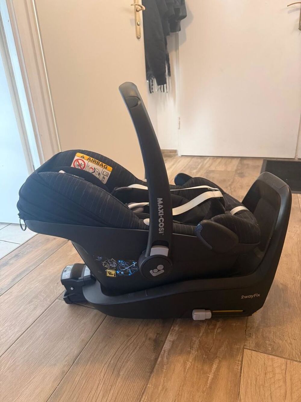 COSY ET ISOFIX Puériculture