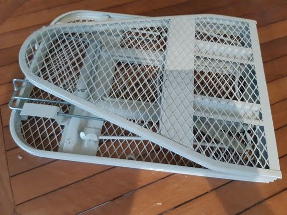 mini table a repasser pour caravaning Bricolage
