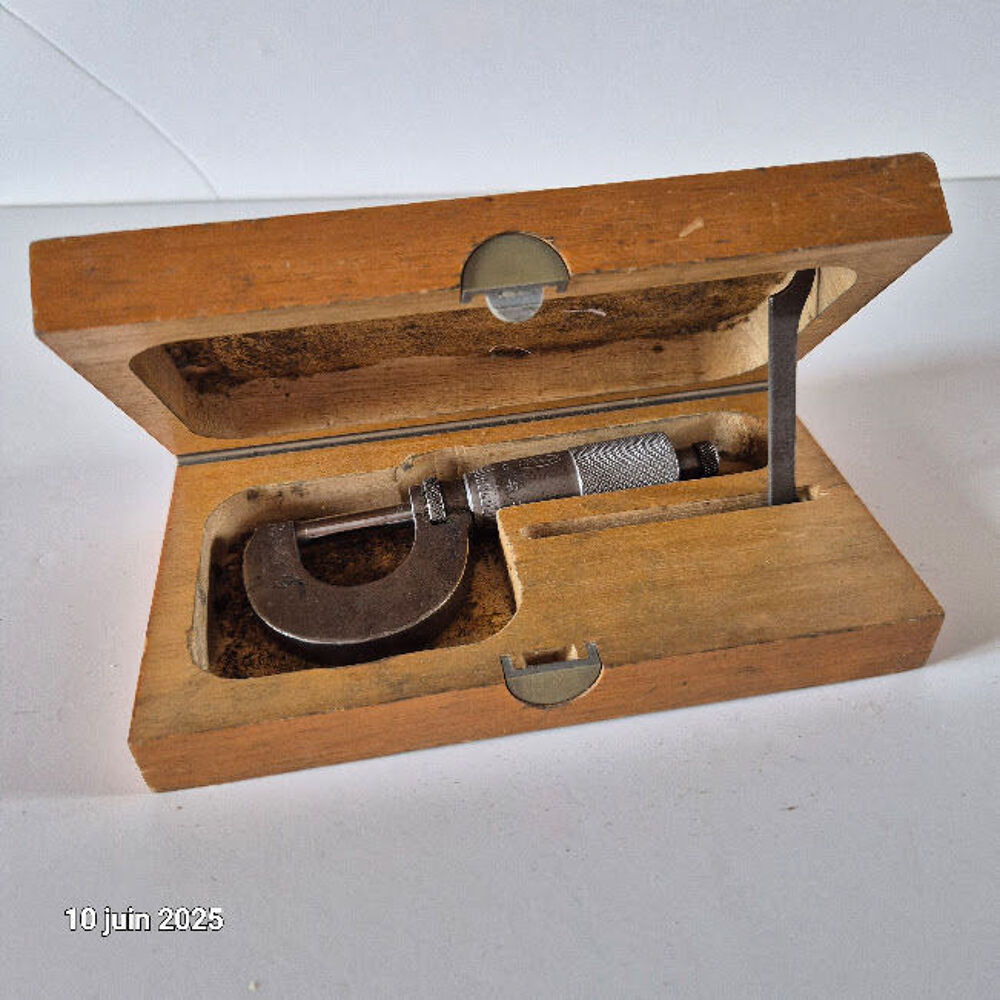 Microm&egrave;tre, palmer Pav Vaduz steinmayer ancien avec sa bo&icirc;te 