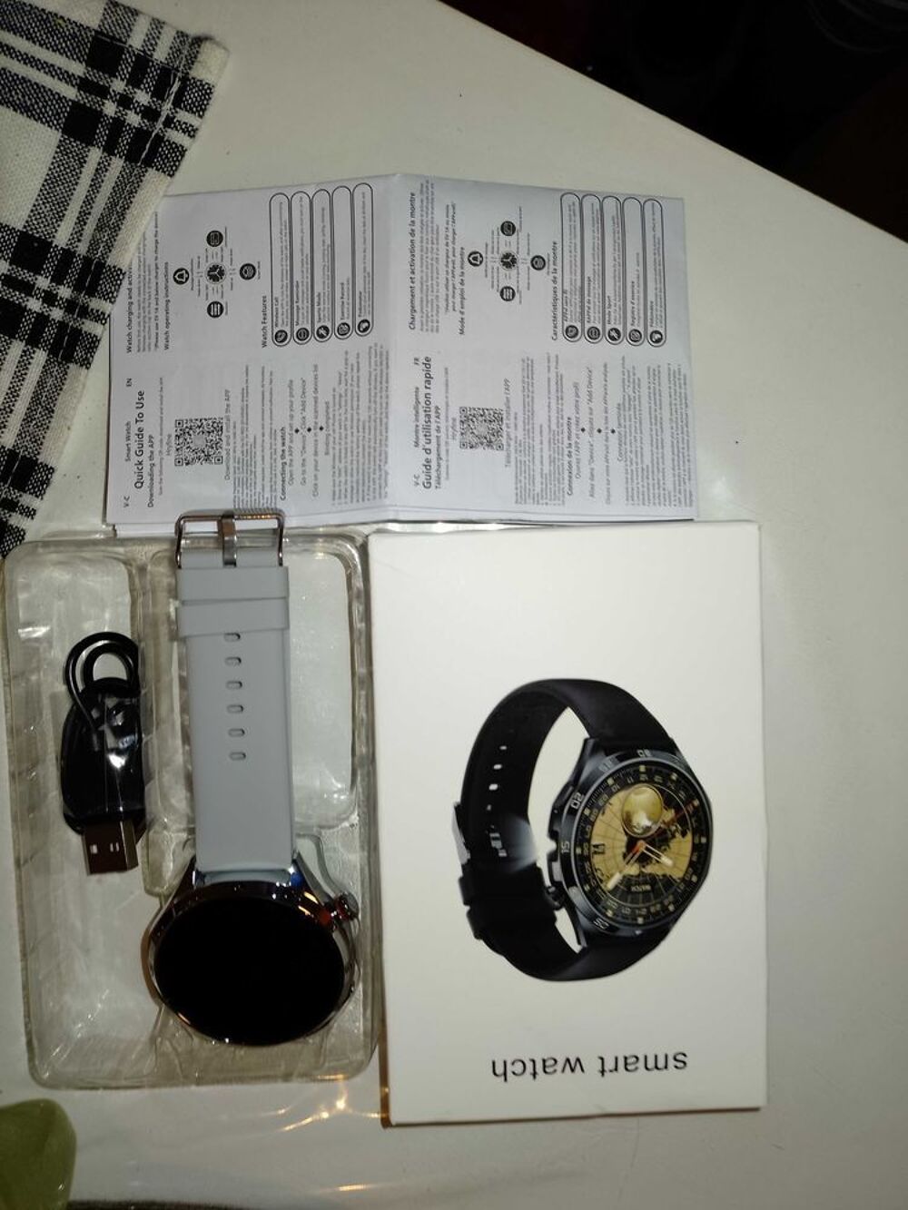 MONTRE CONNECTEE SMART WATCH NEUVE GRAND ECRAN Téléphones et tablettes
